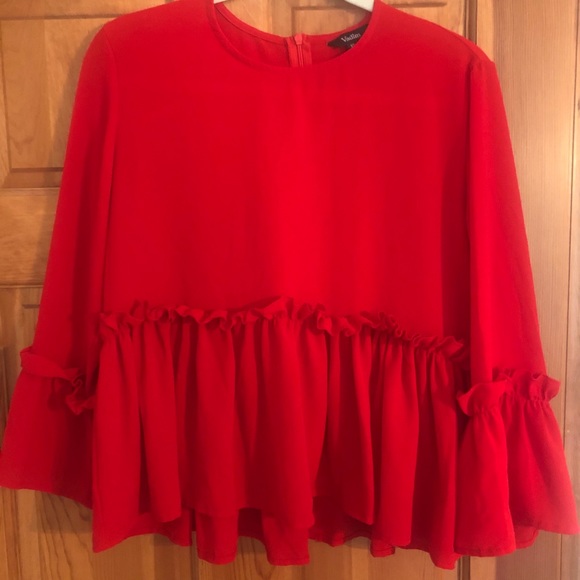 Red blouse - Picture 2 of 3